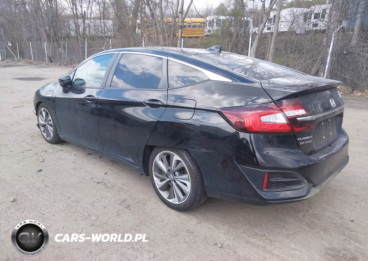 2018 Honda Clarity Plug-In Hybrid Touring VIN:JHMZC5F38JC017222 - 3