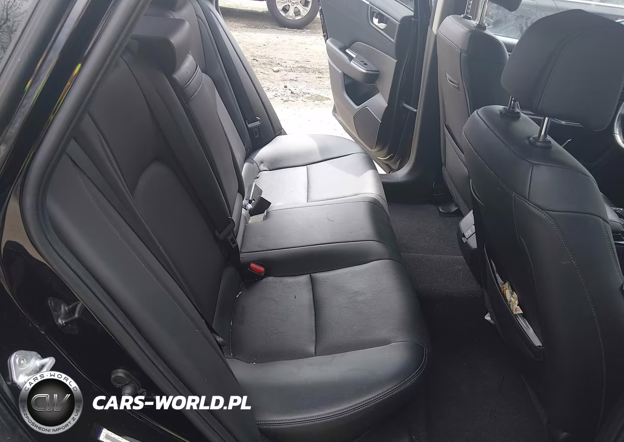 2018 Honda Clarity Plug-In Hybrid Touring VIN:JHMZC5F38JC017222 - 8