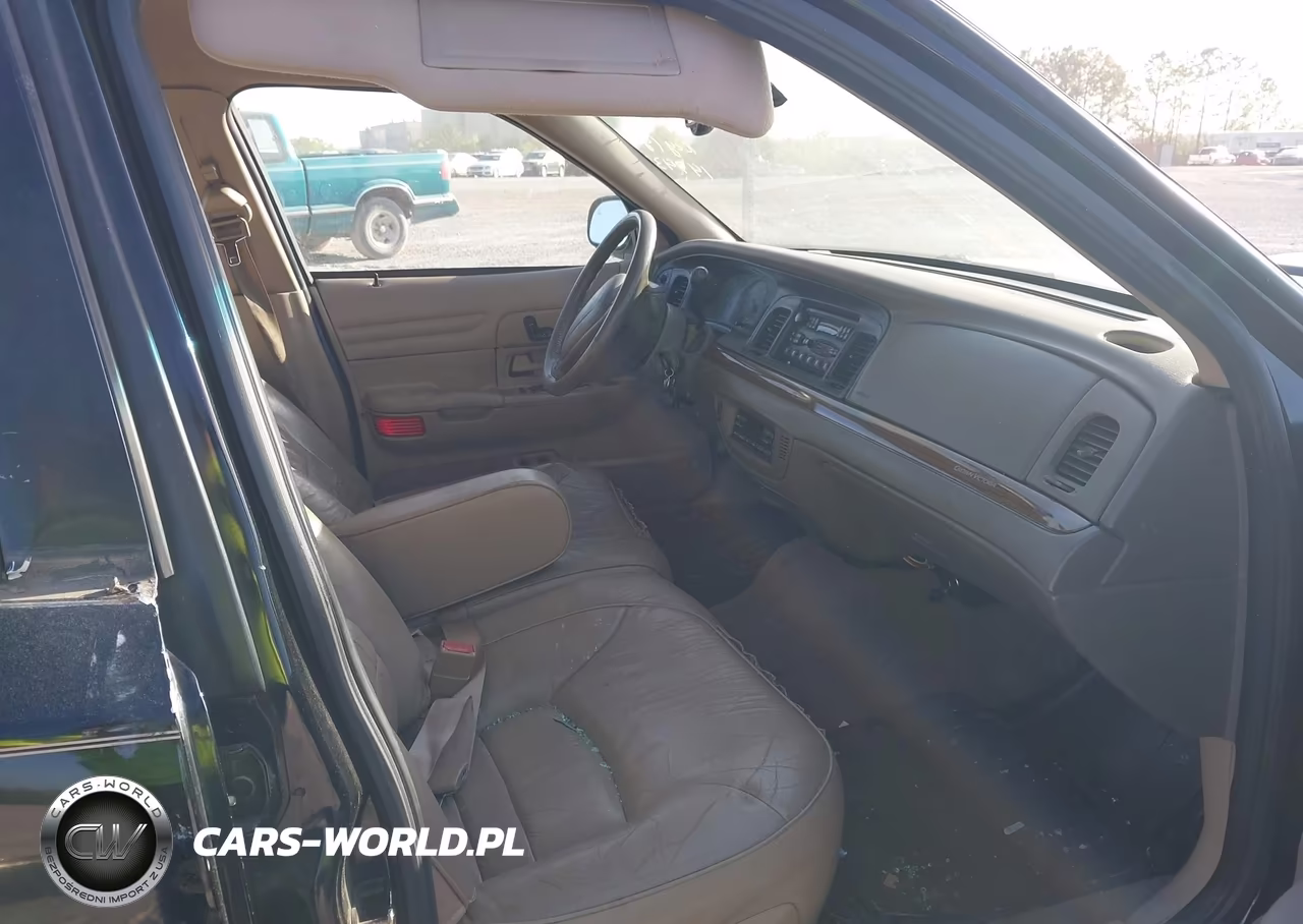 2002 Ford Crown Victoria Lx VIN:2FAFP74W52X147437 - 5