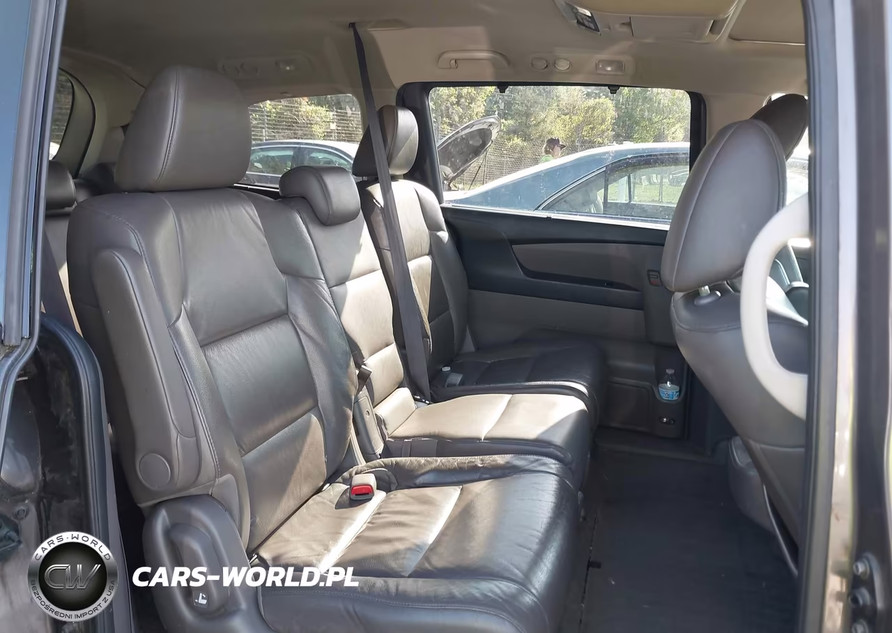 2011 Honda Odyssey Touring-Touring Elite VIN:5FNRL5H90BB072674 - 8