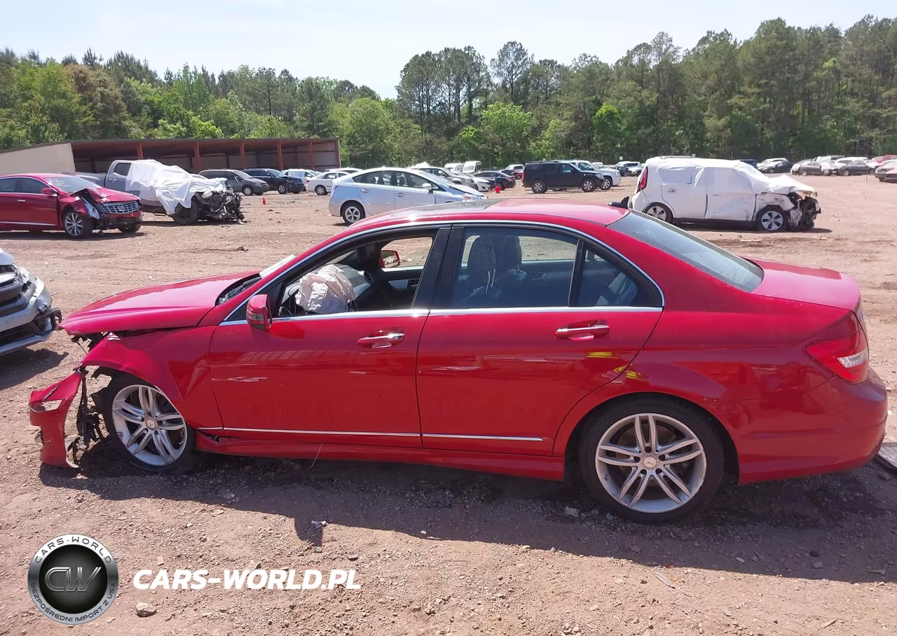2013 Mercedes-Benz C 250 Sport VIN:WDDGF4HB1DR251952 - 15