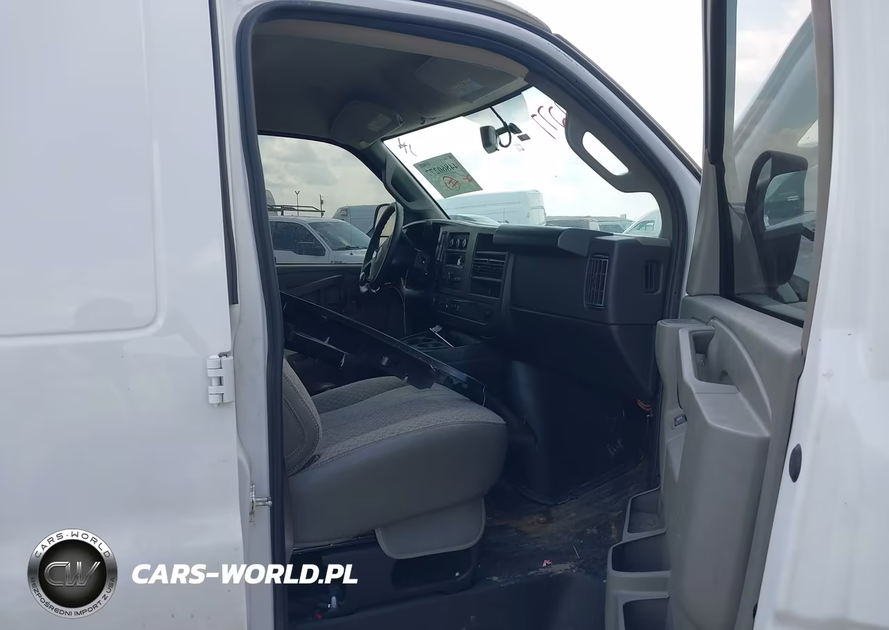 2024 GMC Savana Cargo Rwd 2500 Regular Wheelbase Work Van VIN:1GTW7AFPXR1196052 - 5