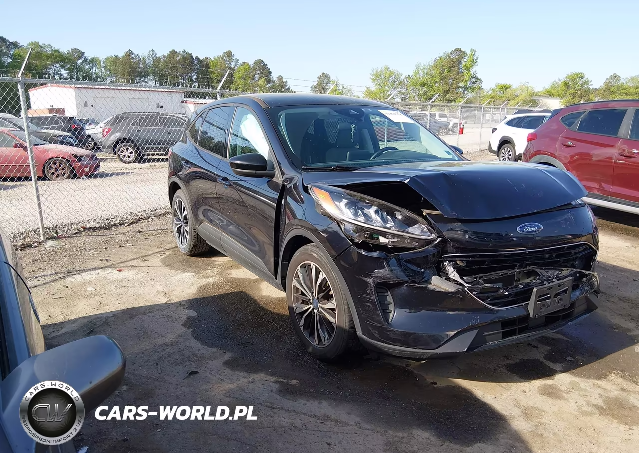 2021 Ford Escape Se