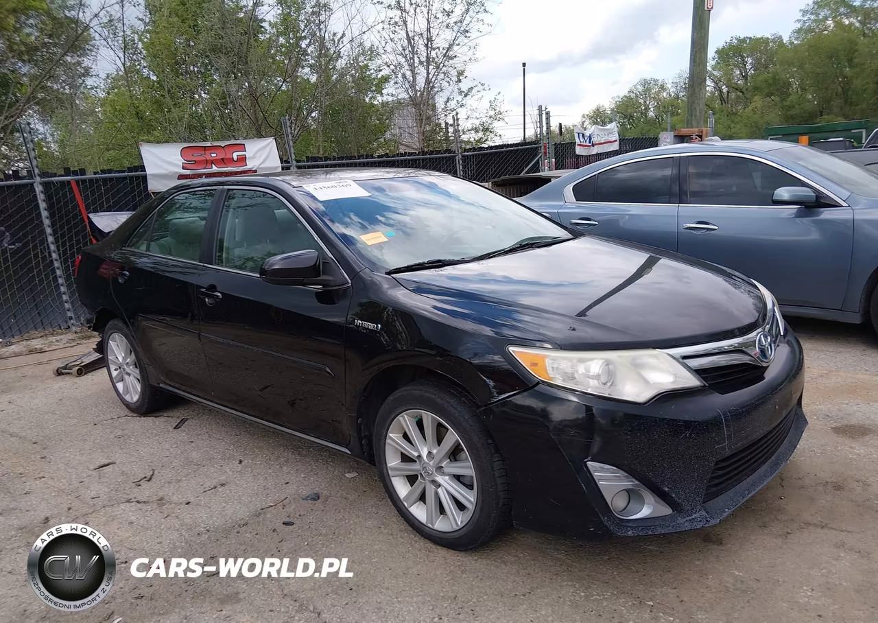 2013 Toyota Camry Hybrid Xle