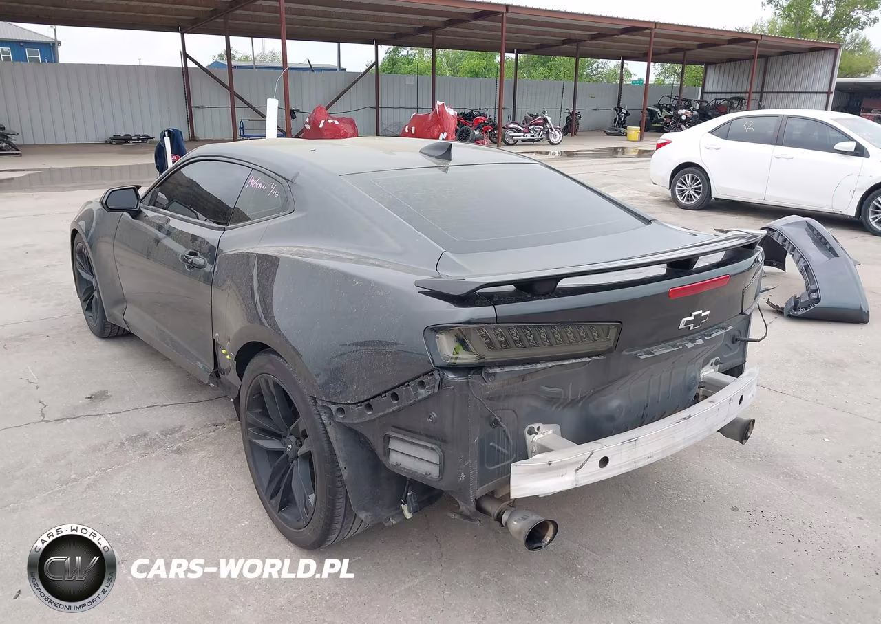 2016 Chevrolet Camaro 1Lt VIN:1G1FB1RS4G0179774 - 3