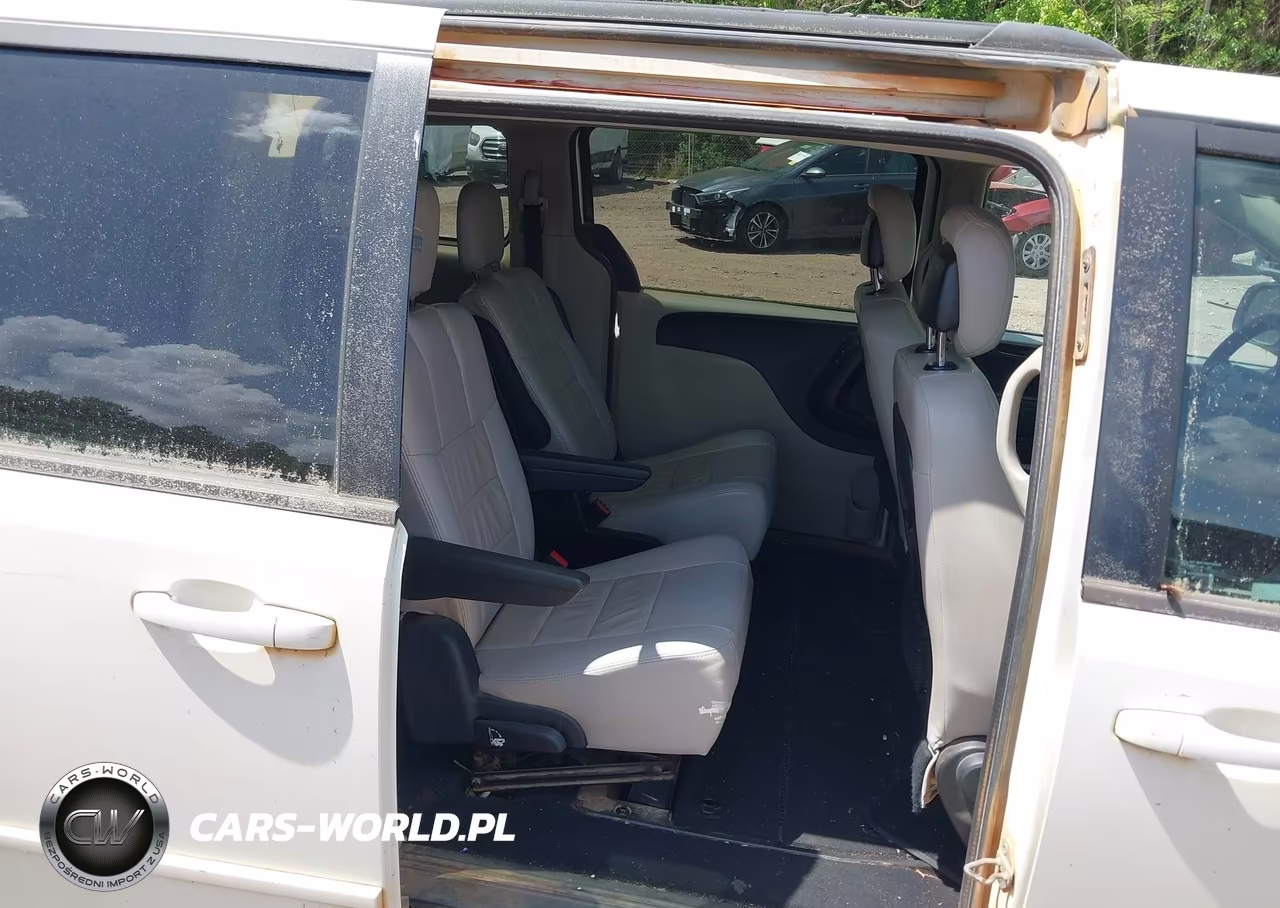 2012 Dodge Grand Caravan Sxt VIN:2C4RDGCG2CR283797 - 8