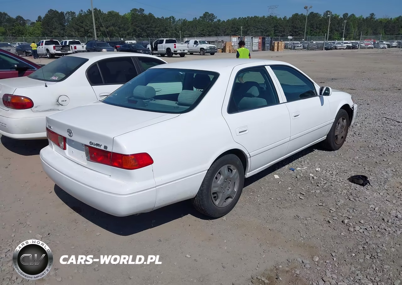 2001 Toyota Camry Le VIN:4T1BG22K41U773719 - 4