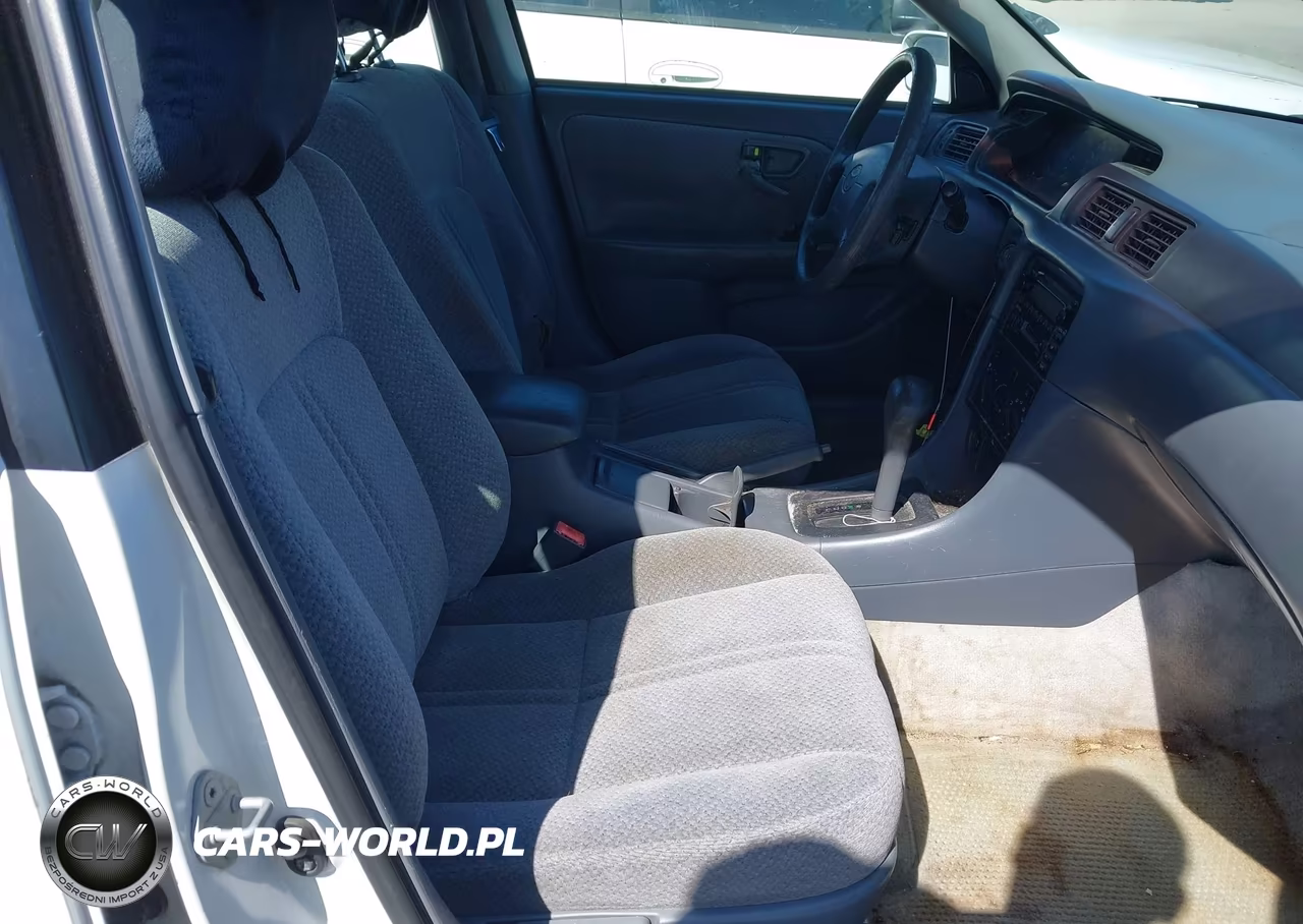 2001 Toyota Camry Le VIN:4T1BG22K41U773719 - 5