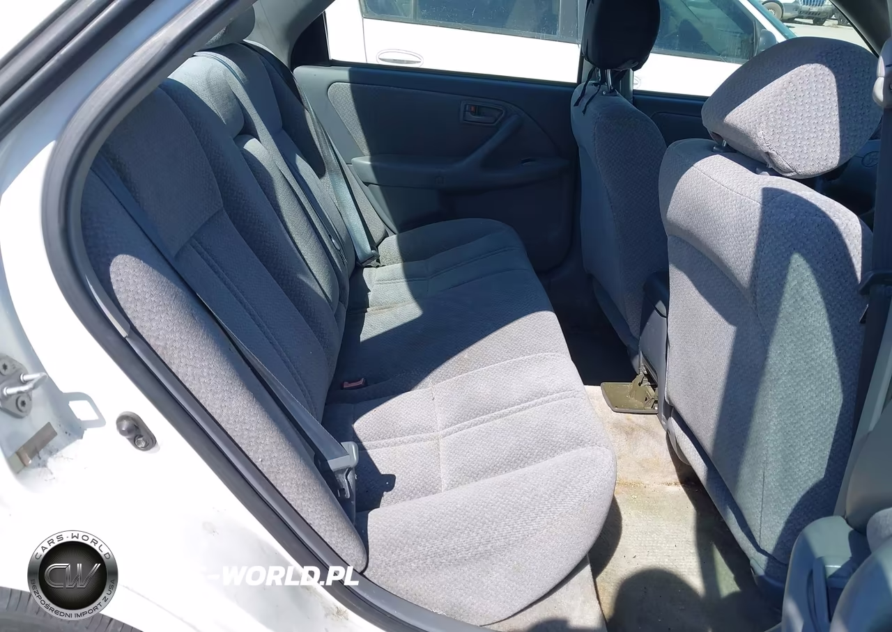 2001 Toyota Camry Le VIN:4T1BG22K41U773719 - 8
