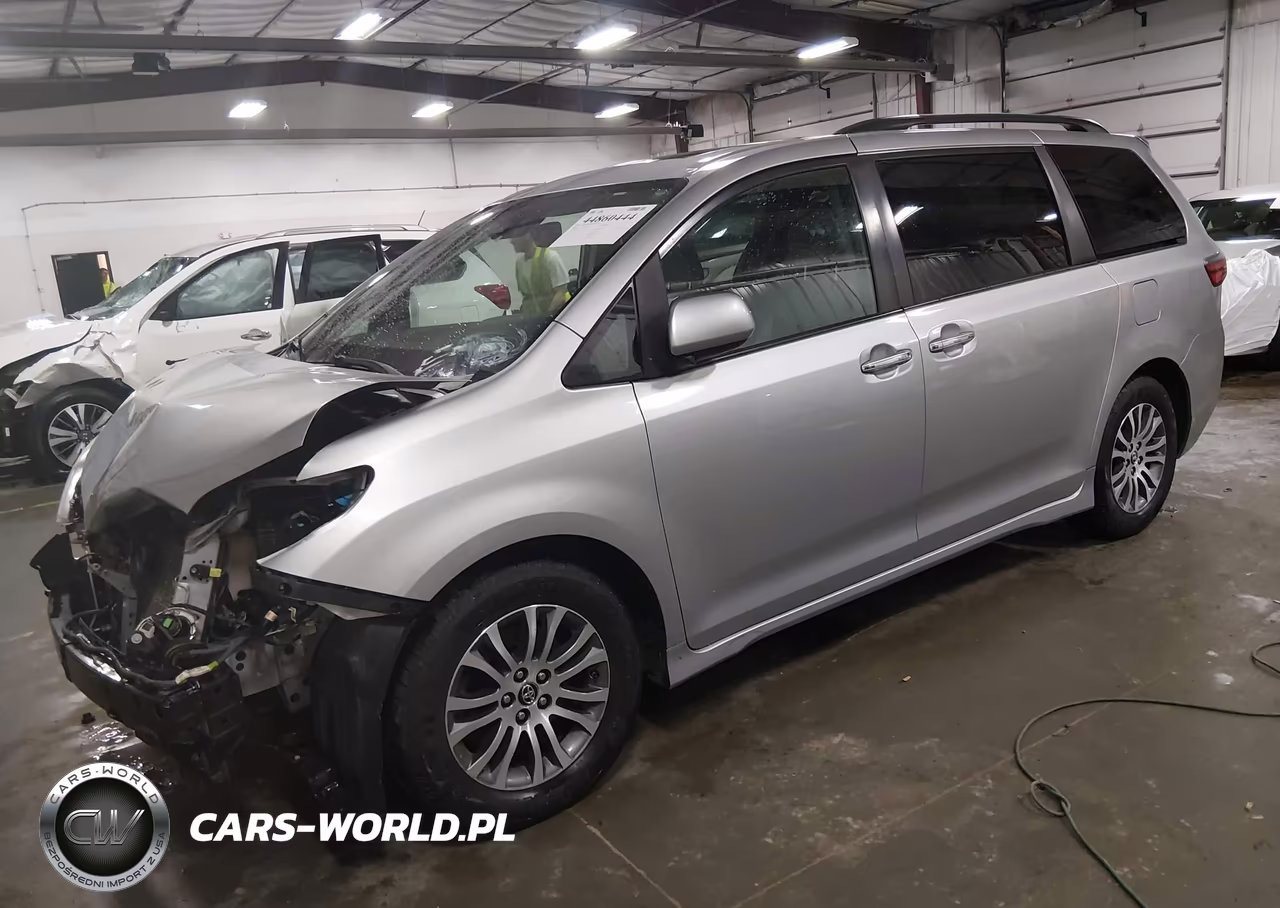 2020 Toyota Sienna Xle VIN:5TDYZ3DC2LS053735 - 2