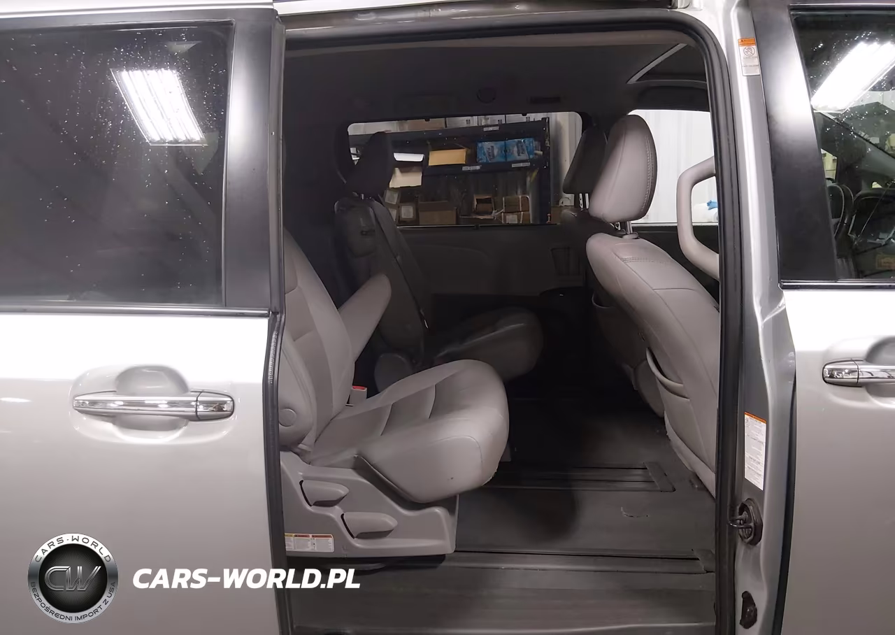 2020 Toyota Sienna Xle VIN:5TDYZ3DC2LS053735 - 8