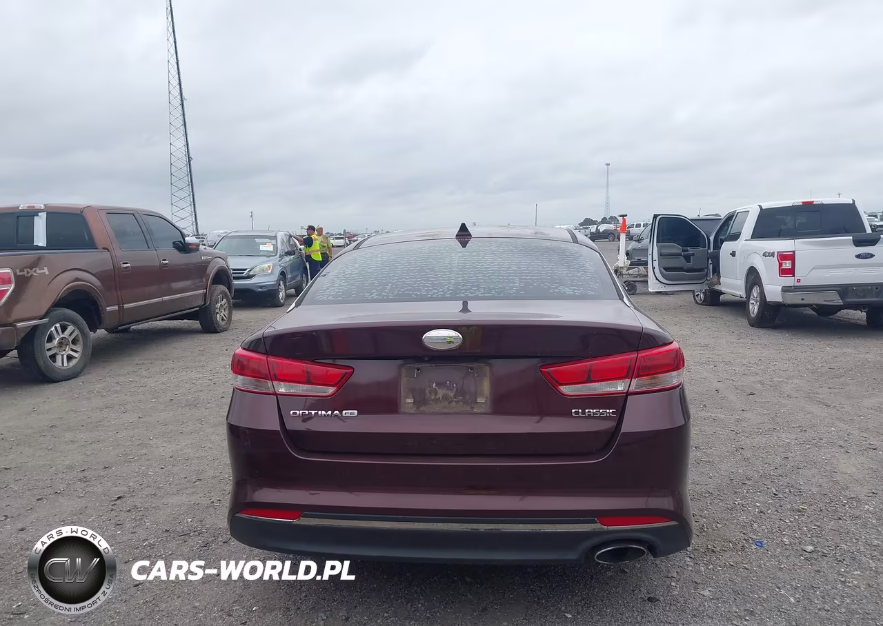 2018 Kia Optima VIN:5XXGT4L31JG232223 - 16