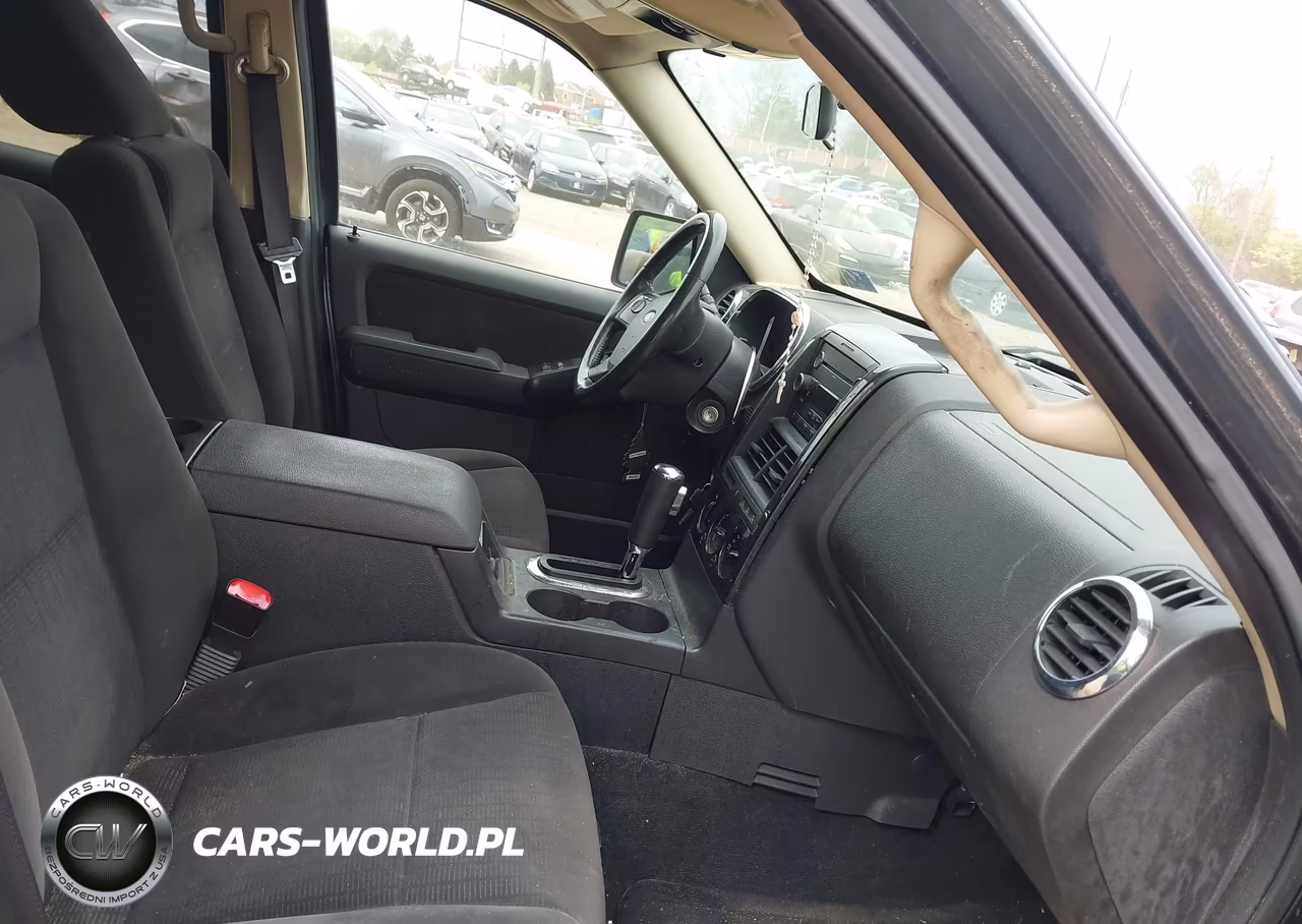 2010 Ford Explorer Xlt VIN:1FMEU7DE4AUA14952 - 5