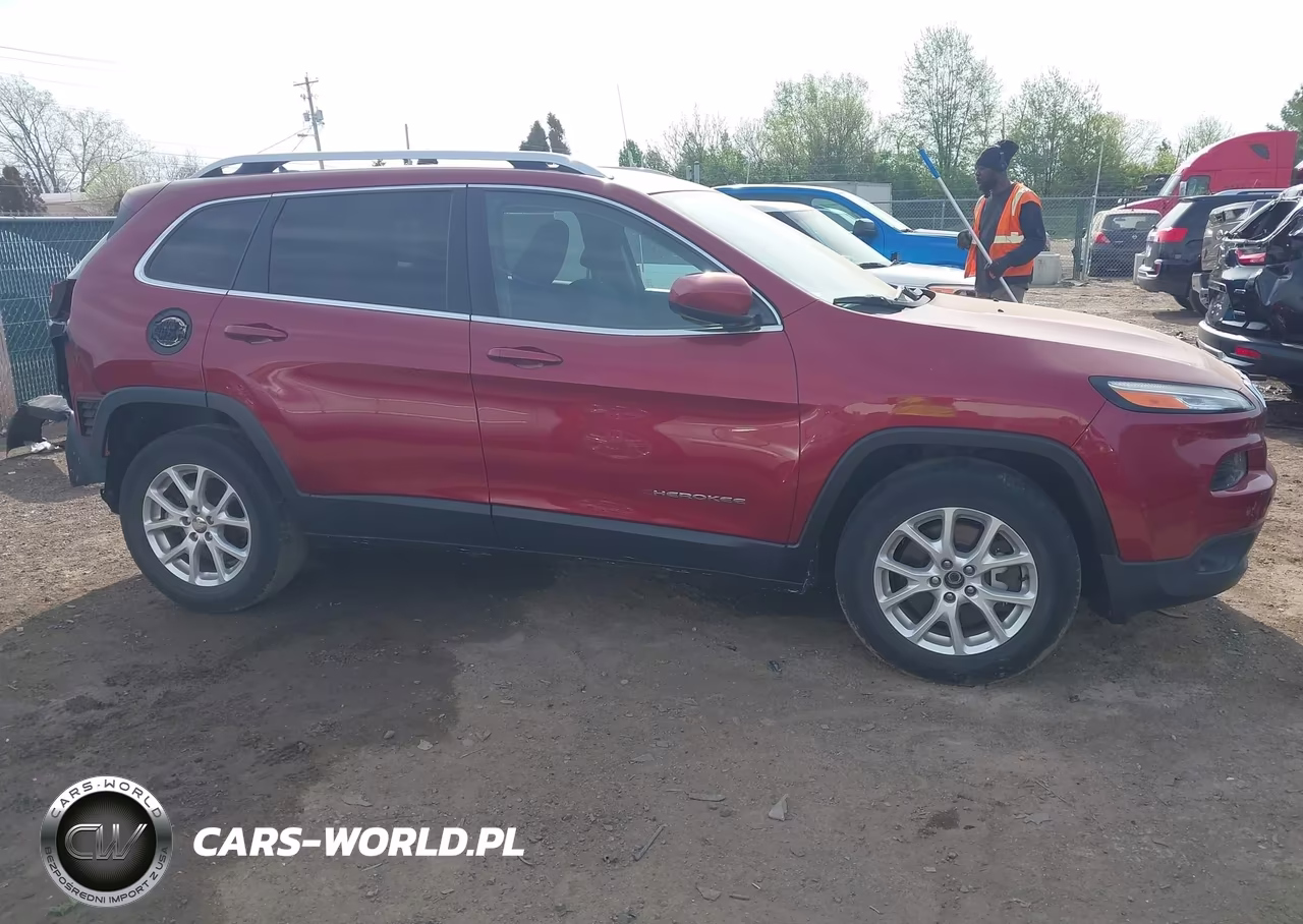 2016 Jeep Cherokee Latitude VIN:1C4PJMCB8GW147707 - 14