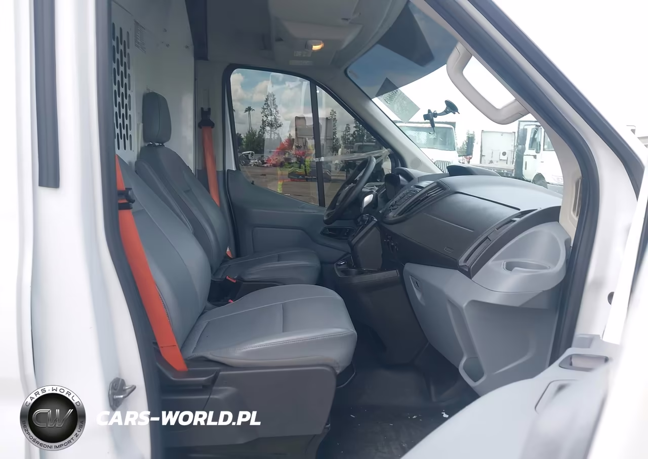 2019 Ford Transit-150 VIN:1FTYE2CM0KKB61776 - 5