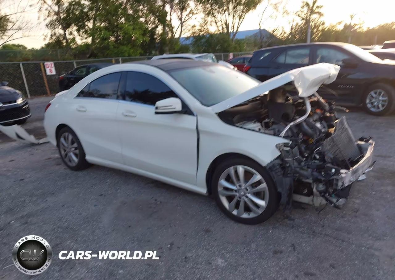 2014 Mercedes-Benz Cla 250 4Matic – zdjęcie 1 z 17