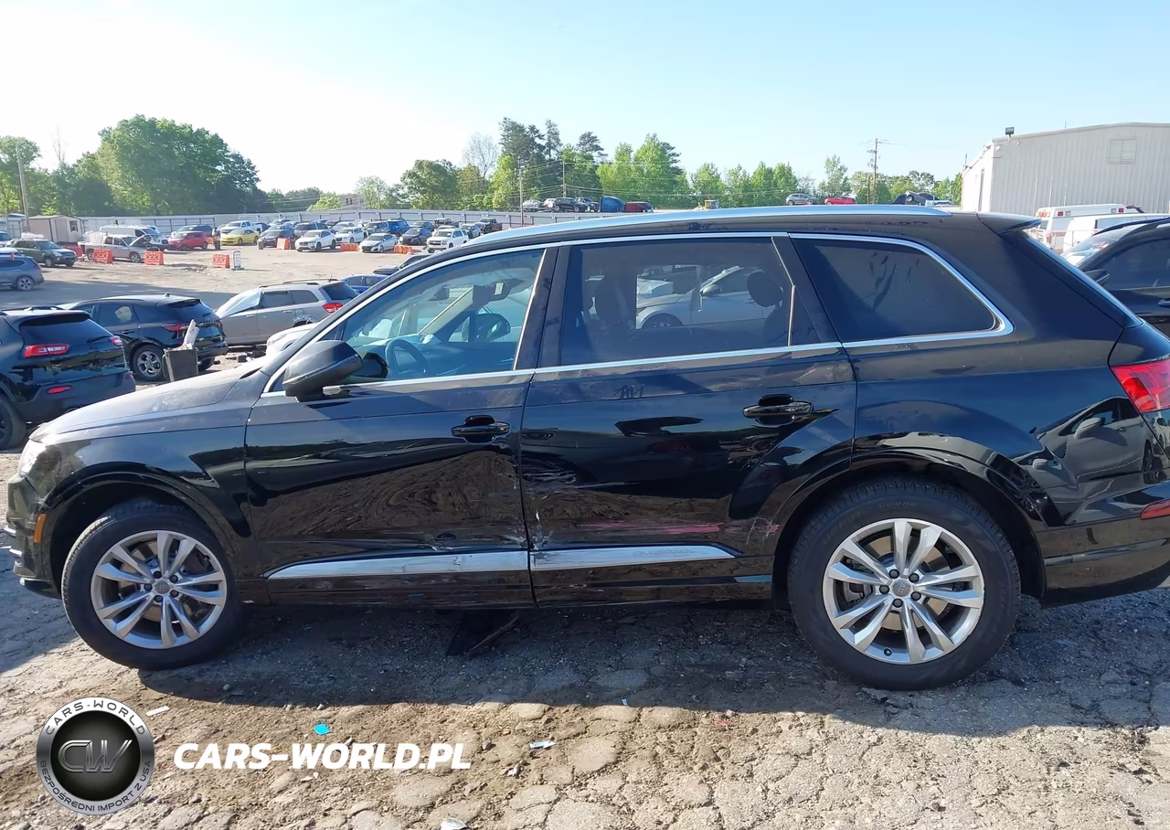 2017 Audi Q7 2.0T Premium VIN:WA1AHAF7XHD048062 - 14