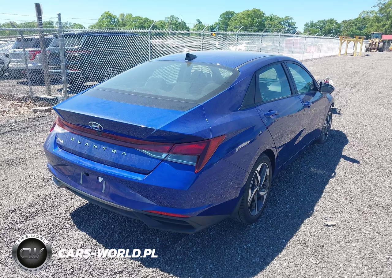 2023 Hyundai Elantra Sel VIN:5NPLS4AG3PH103002 - 4