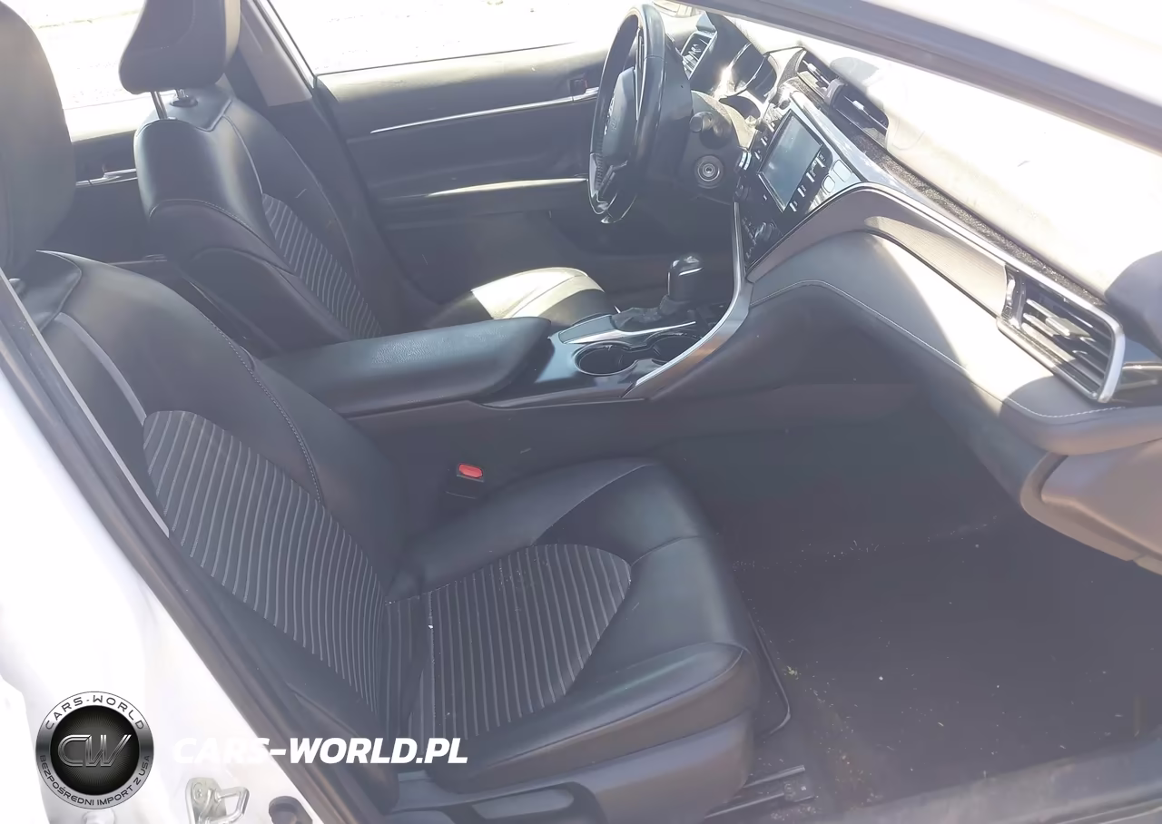 2020 Toyota Camry Se VIN:4T1G11AK7LU948275 - 5