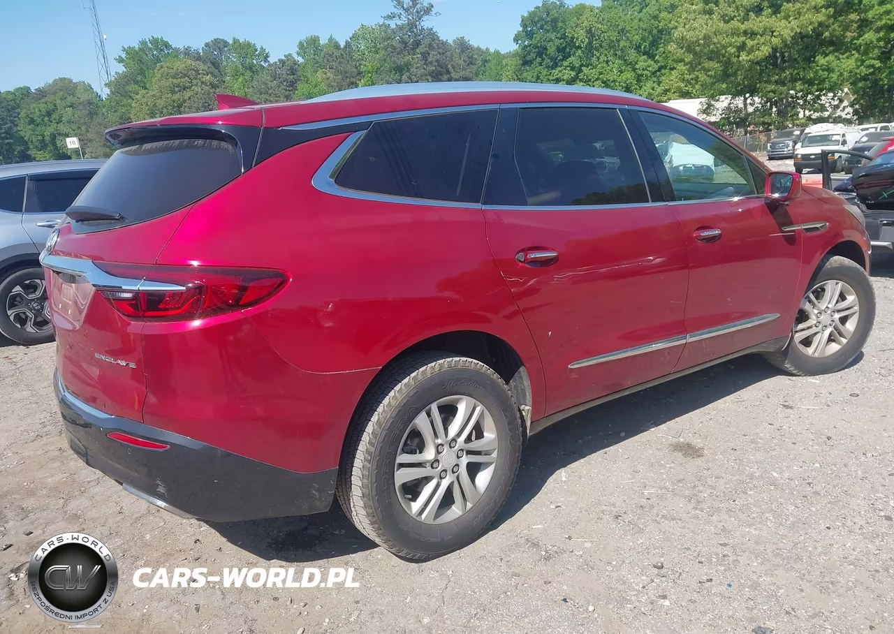 2018 Buick Enclave Essence VIN:5GAERBKW2JJ239197 - 4