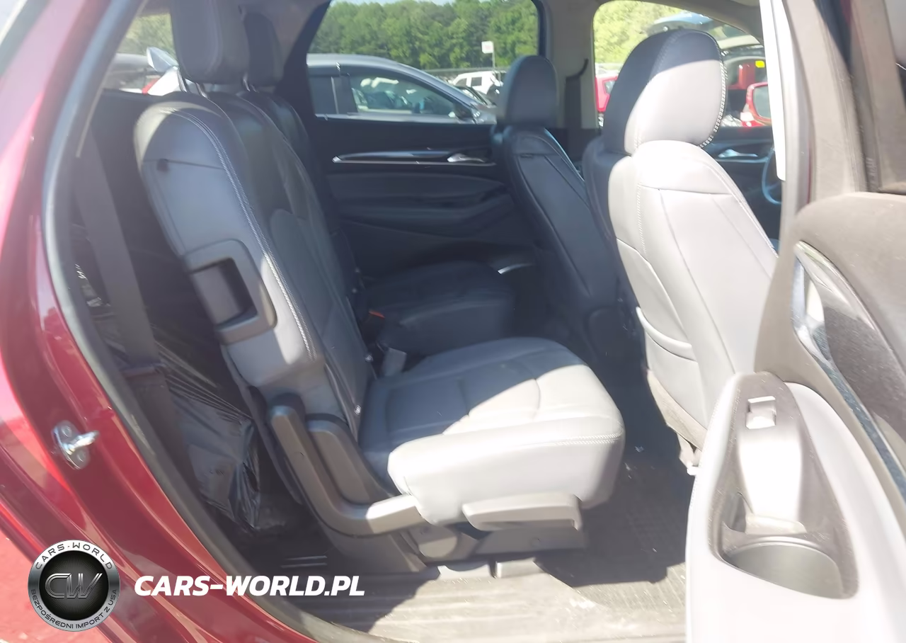 2018 Buick Enclave Essence VIN:5GAERBKW2JJ239197 - 8