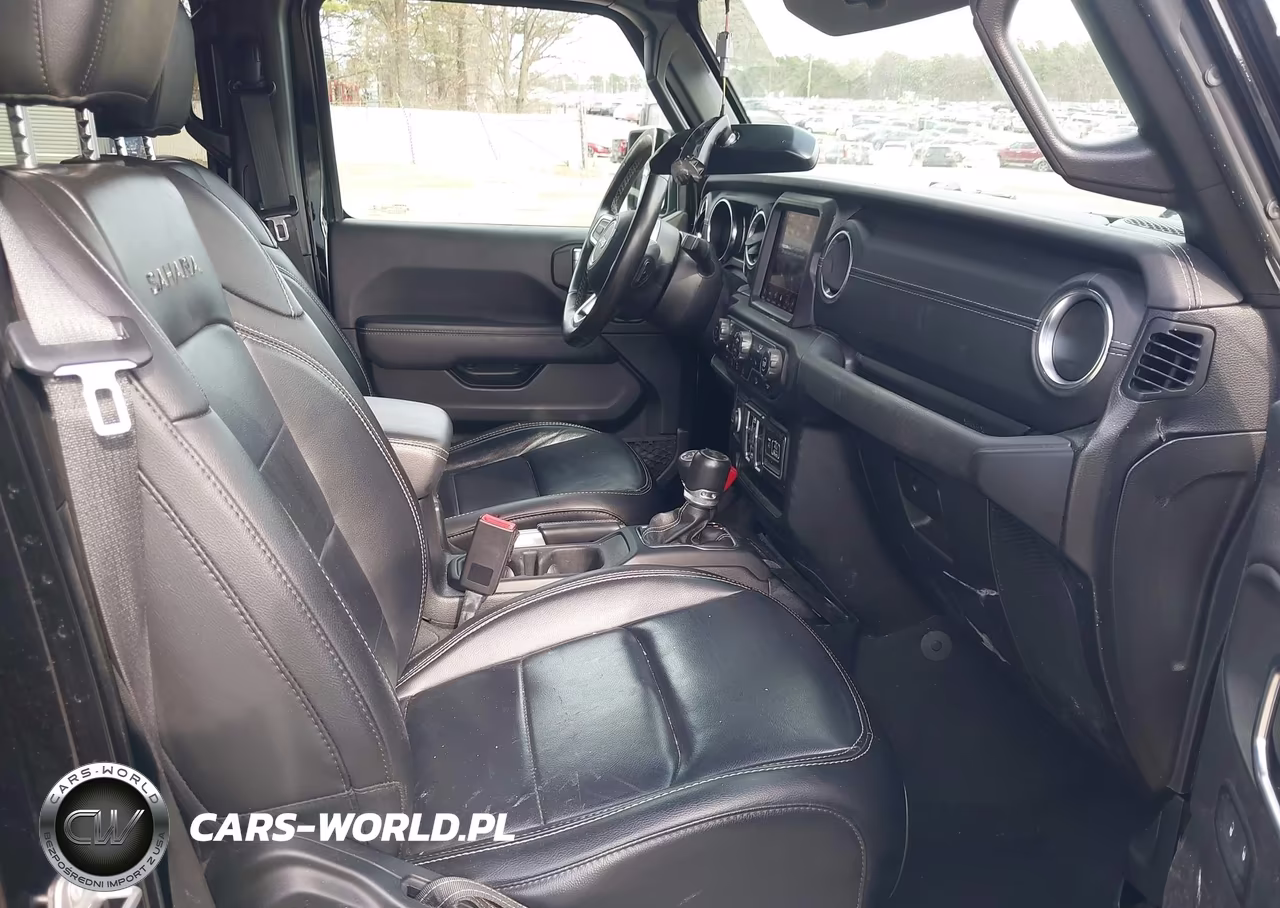 2021 Jeep Wrangler Unlimited Sahara 4X4 VIN:1C4HJXEG8MW603800 - 5