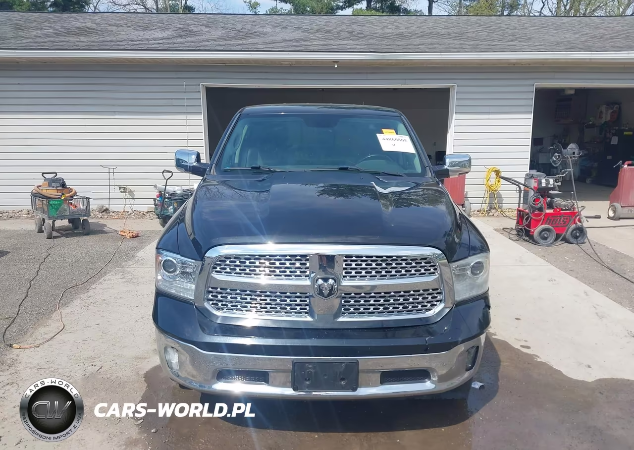 2016 Ram 1500 Laramie VIN:1C6RR7NT0GS392315 - 12