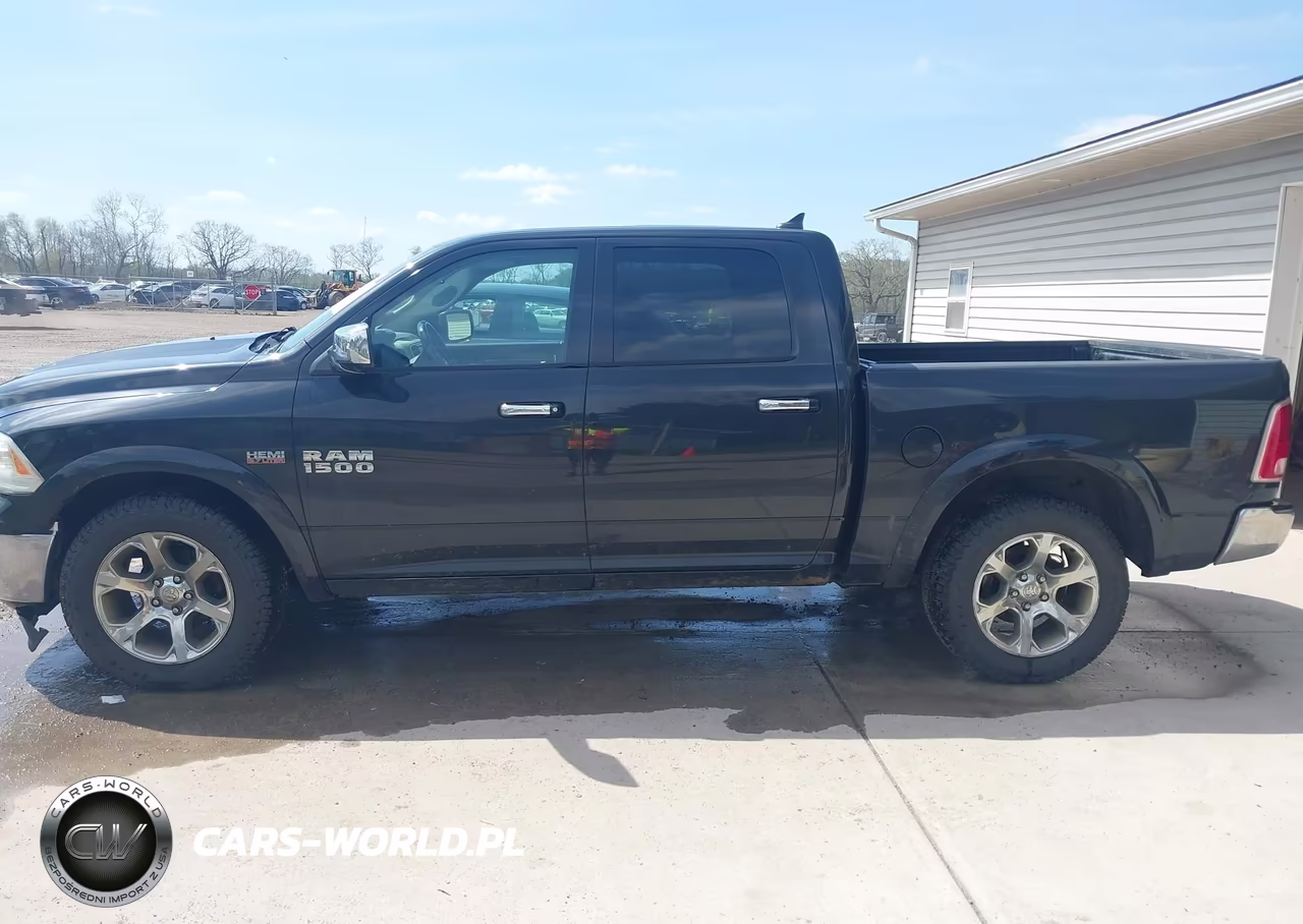 2016 Ram 1500 Laramie VIN:1C6RR7NT0GS392315 - 14