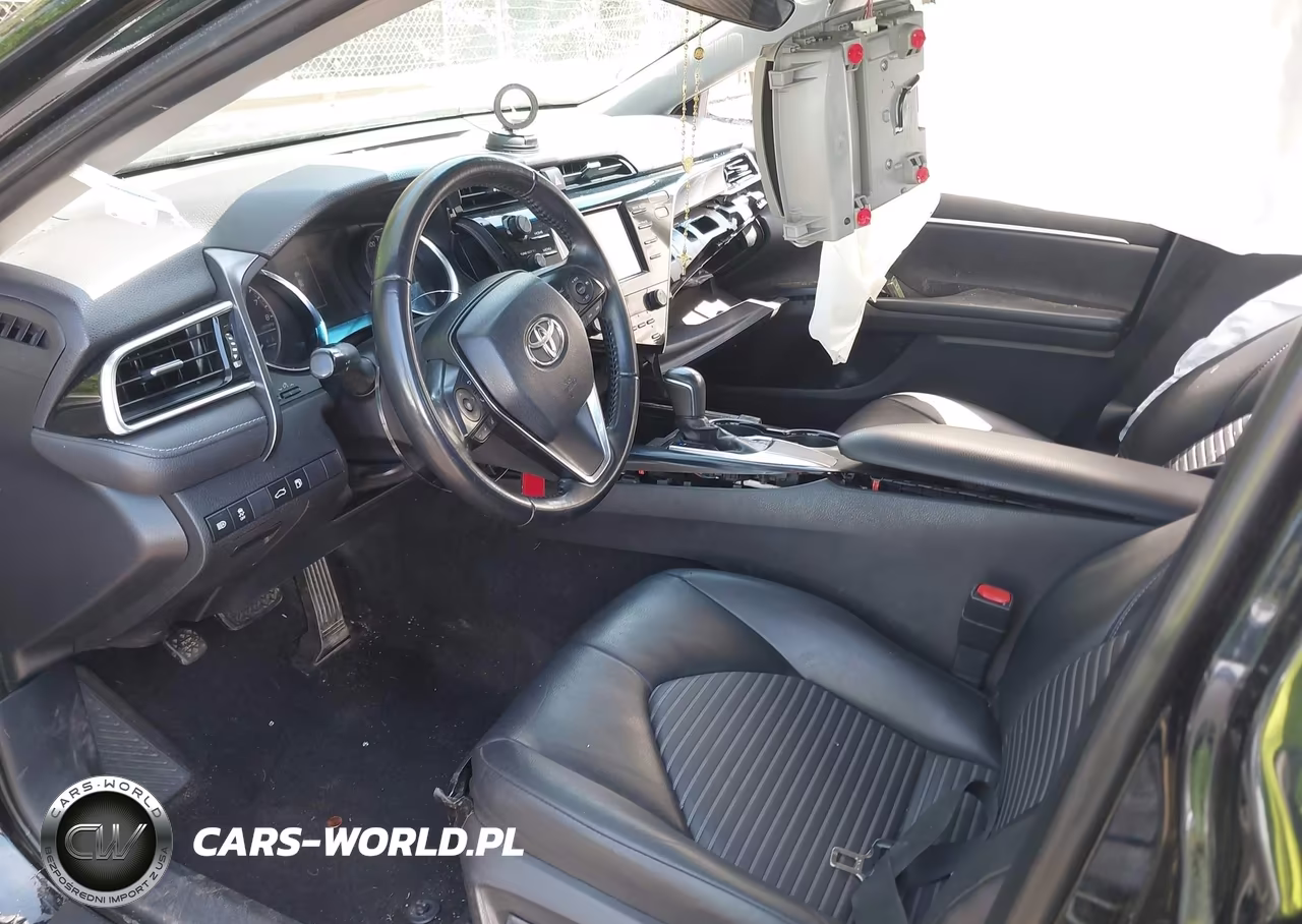 2018 Toyota Camry Se VIN:4T1B11HK0JU605658 - 5