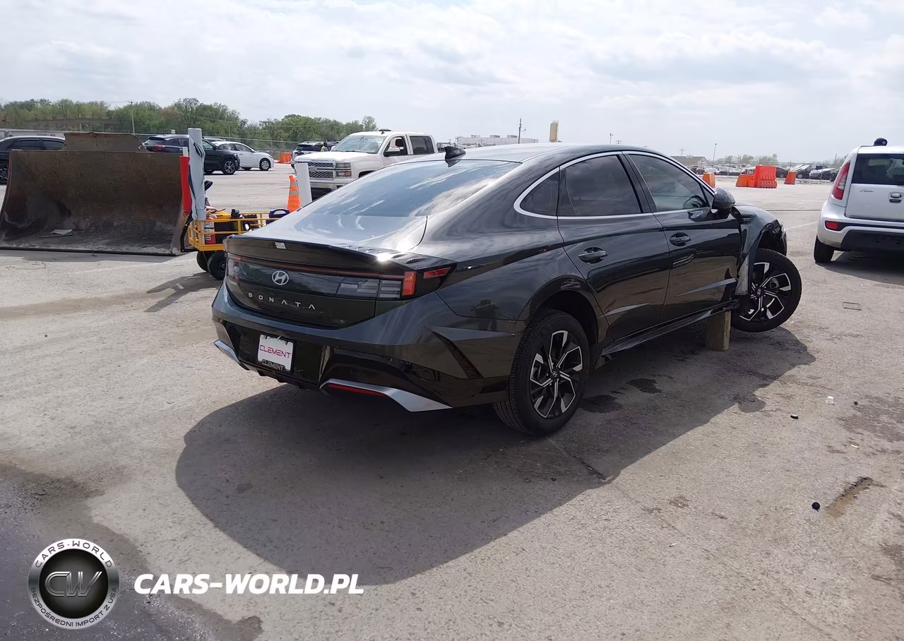 2025 Hyundai Sonata Sel VIN:KMHL64JA4SA449023 - 4