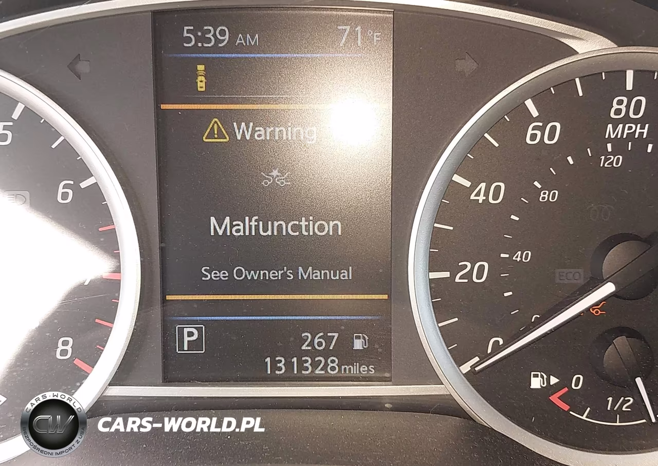 2019 Nissan Sentra S VIN:3N1AB7AP3KY226595 - 7