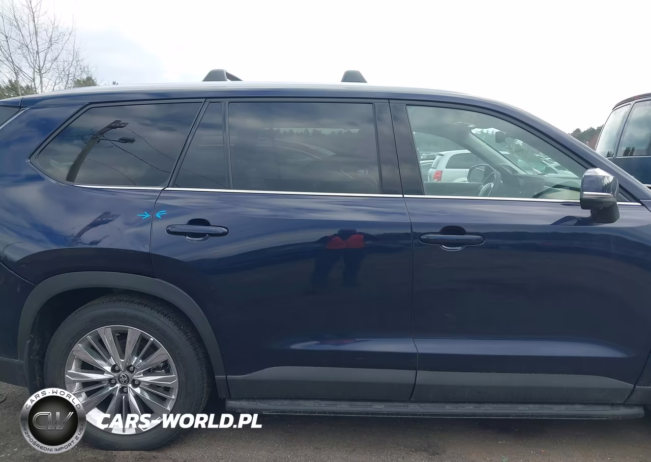 2025 Toyota Grand Highlander Platinum VIN:5TDAAAB59SS098476 - 14