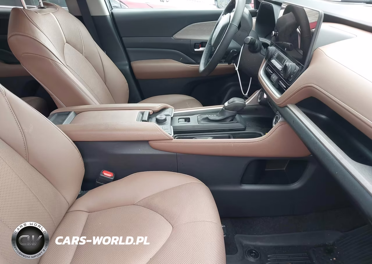 2025 Toyota Grand Highlander Platinum VIN:5TDAAAB59SS098476 - 5