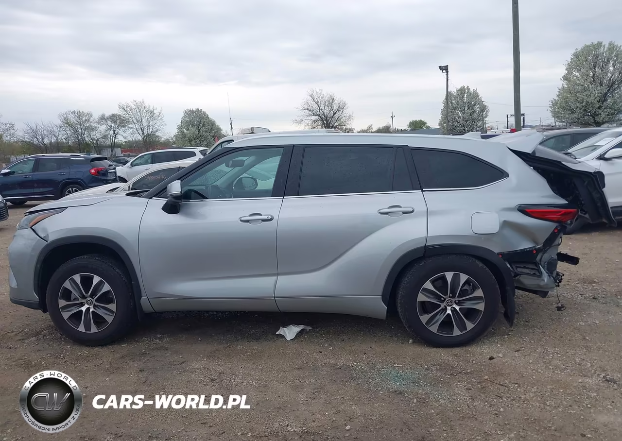 2021 Toyota Highlander Xle VIN:5TDGZRBHXMS555133 - 15