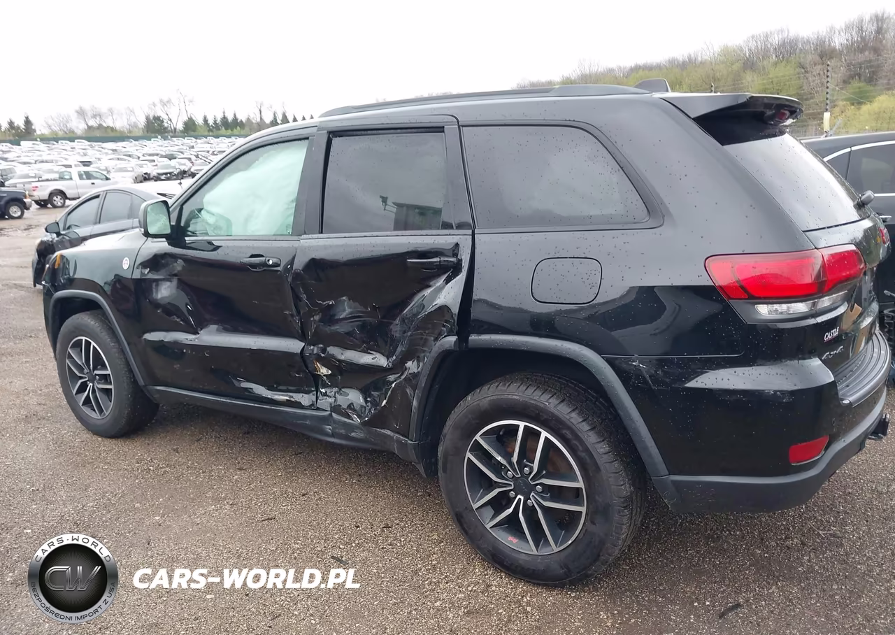2020 Jeep Grand Cherokee Trailhawk 4X4 VIN:1C4RJFLG5LC347438 - 14