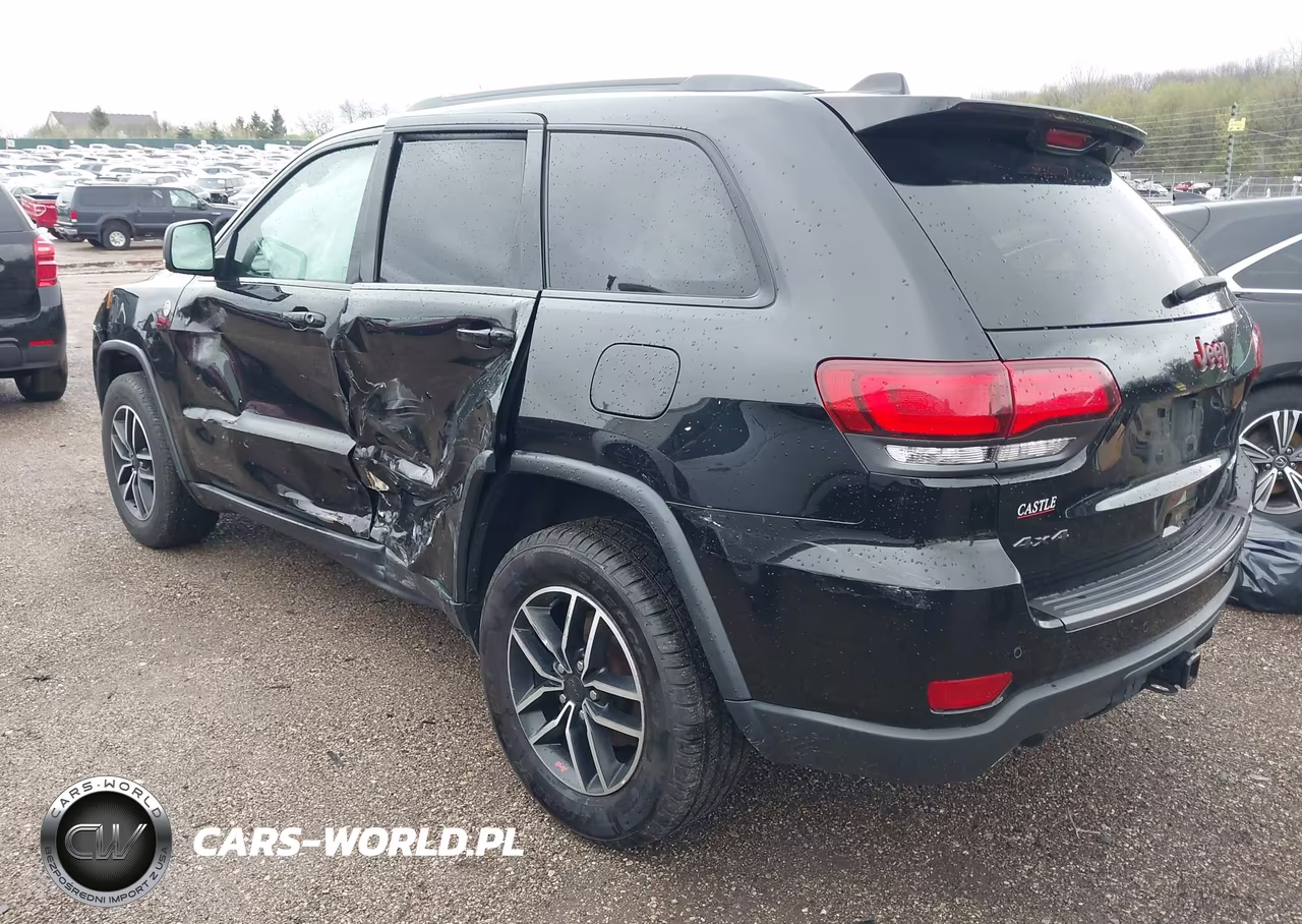 2020 Jeep Grand Cherokee Trailhawk 4X4 VIN:1C4RJFLG5LC347438 - 3