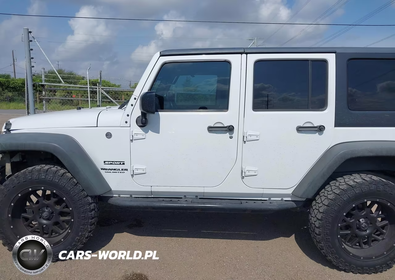2016 Jeep Wrangler Unlimited Sport VIN:1C4HJWDG3GL346224 - 15