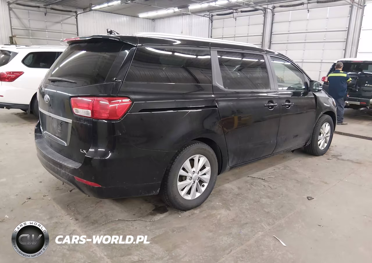 2016 Kia Sedona Lx VIN:KNDMB5C11G6178424 - 4