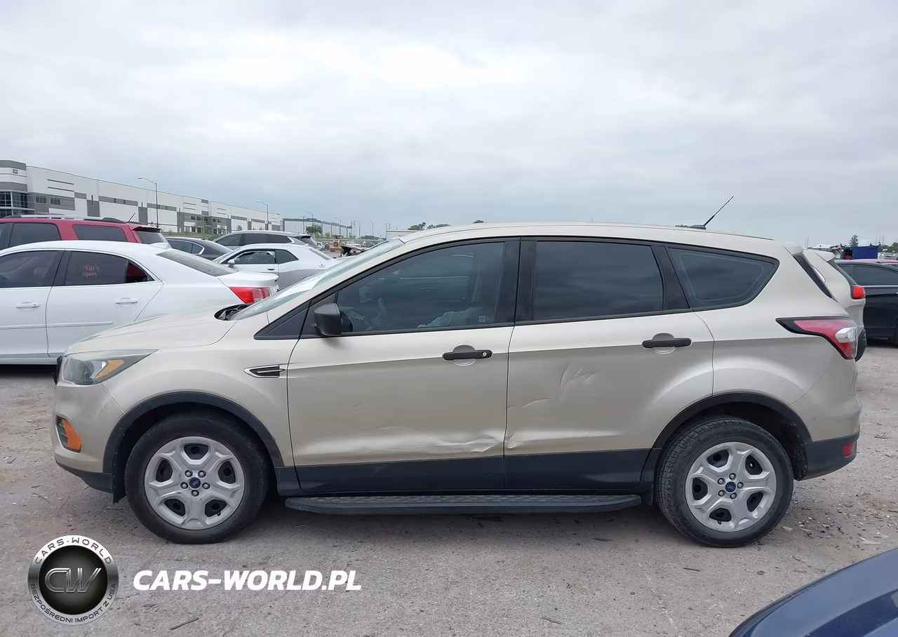 2018 Ford Escape S VIN:1FMCU0F73JUA22036 - 14