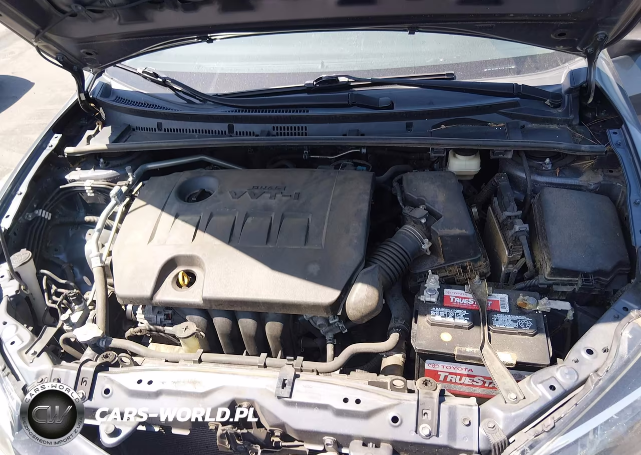 2018 Toyota Corolla Le VIN:5YFBURHE6JP835299 - 10