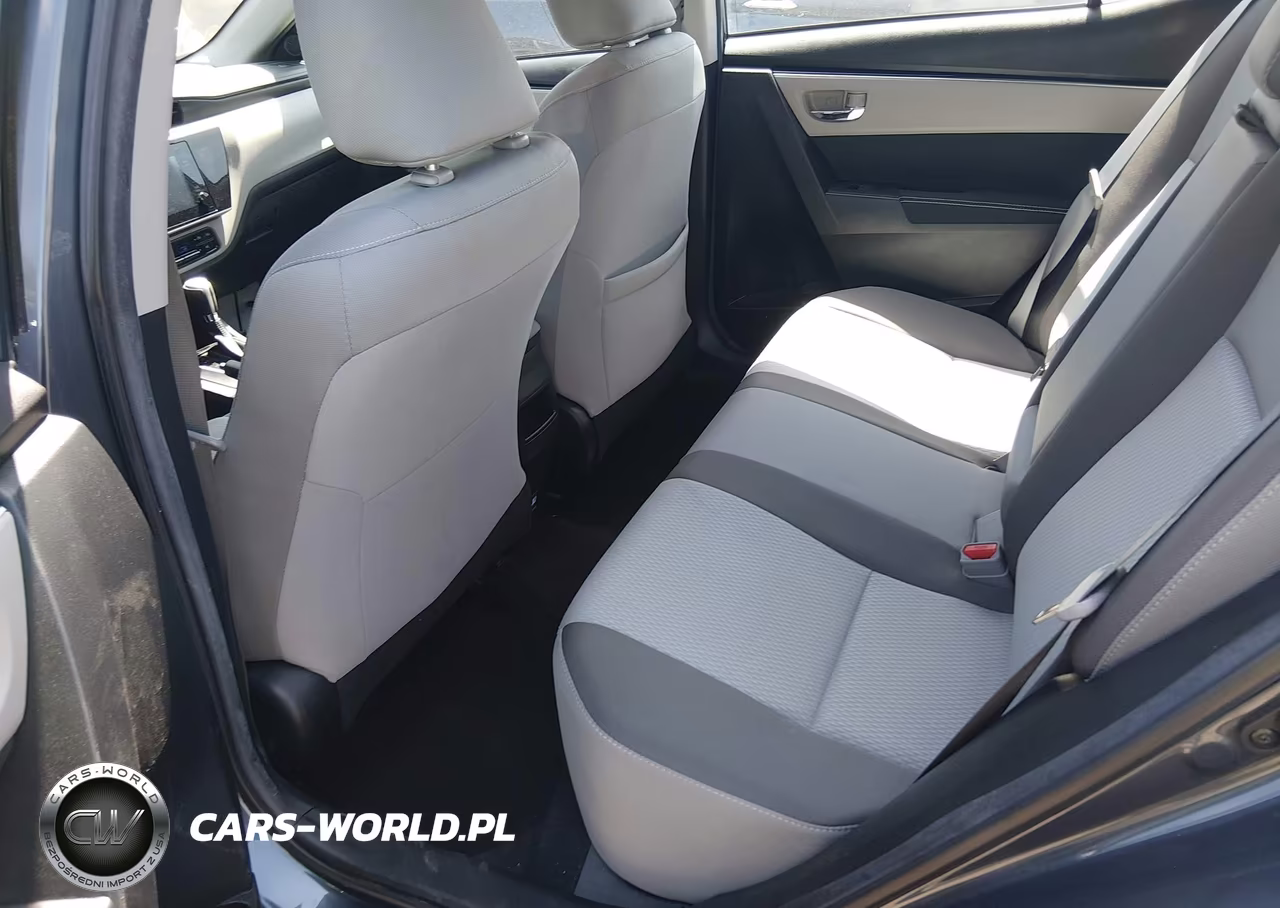 2018 Toyota Corolla Le VIN:5YFBURHE6JP835299 - 8