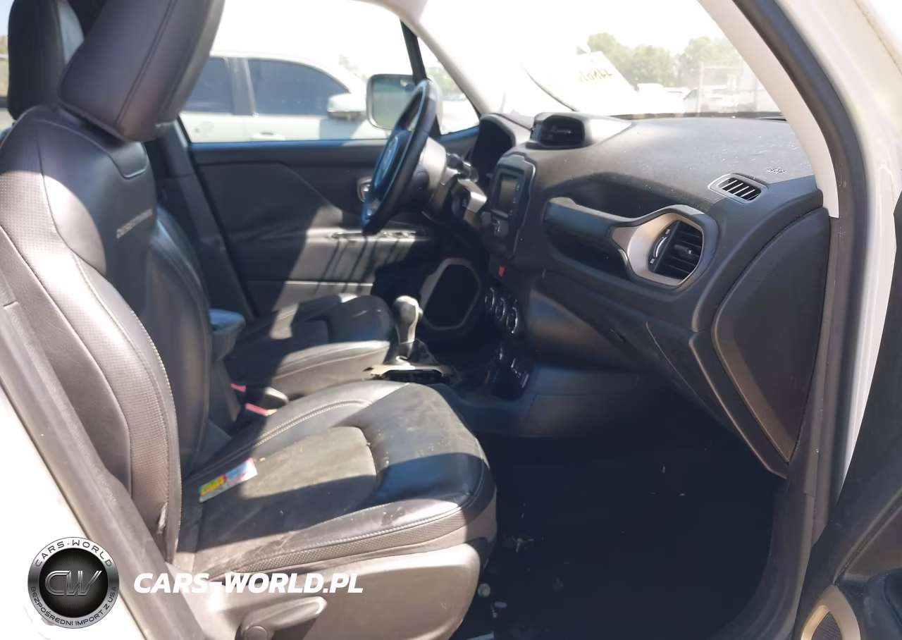 2017 Jeep Renegade Deserthawk 4X4 VIN:ZACCJBCB1HPE89341 - 5