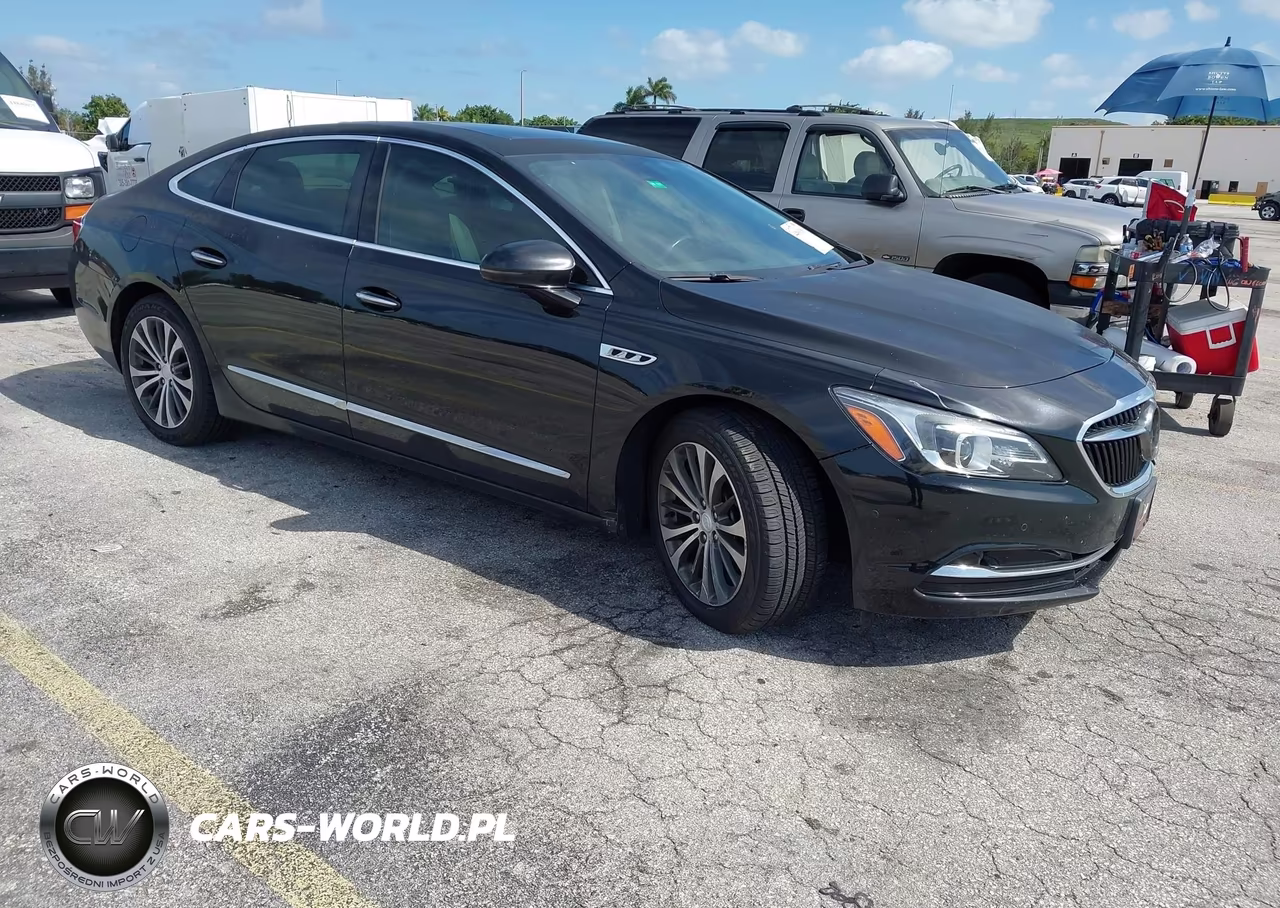 2017 Buick Lacrosse Premium – zdjęcie 1 z 17