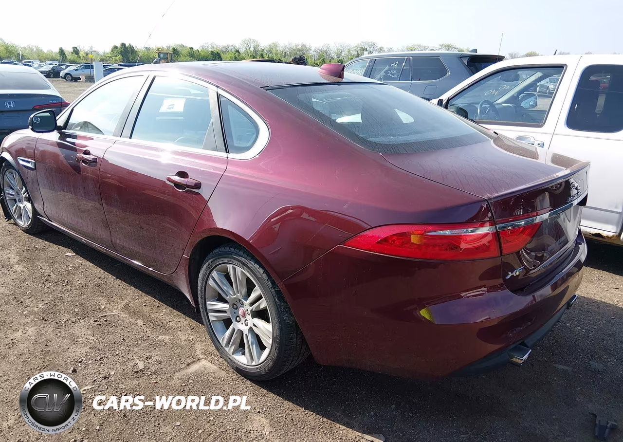 2017 Jaguar Xf 35T Premium VIN:SAJBJ4BV7HCY27950 - 3