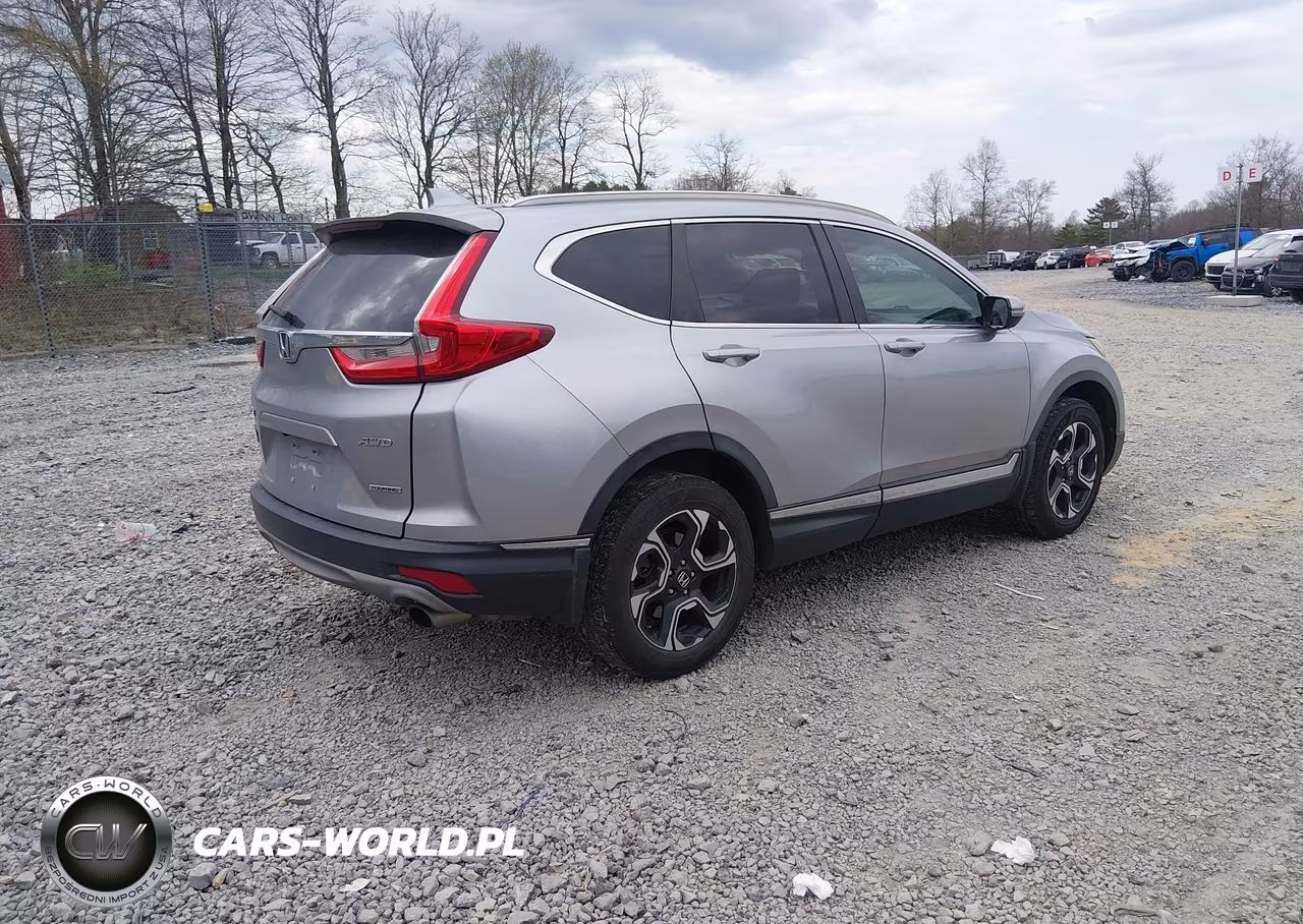 2018 Honda Cr-V Touring VIN:7FARW2H92JE065119 - 4