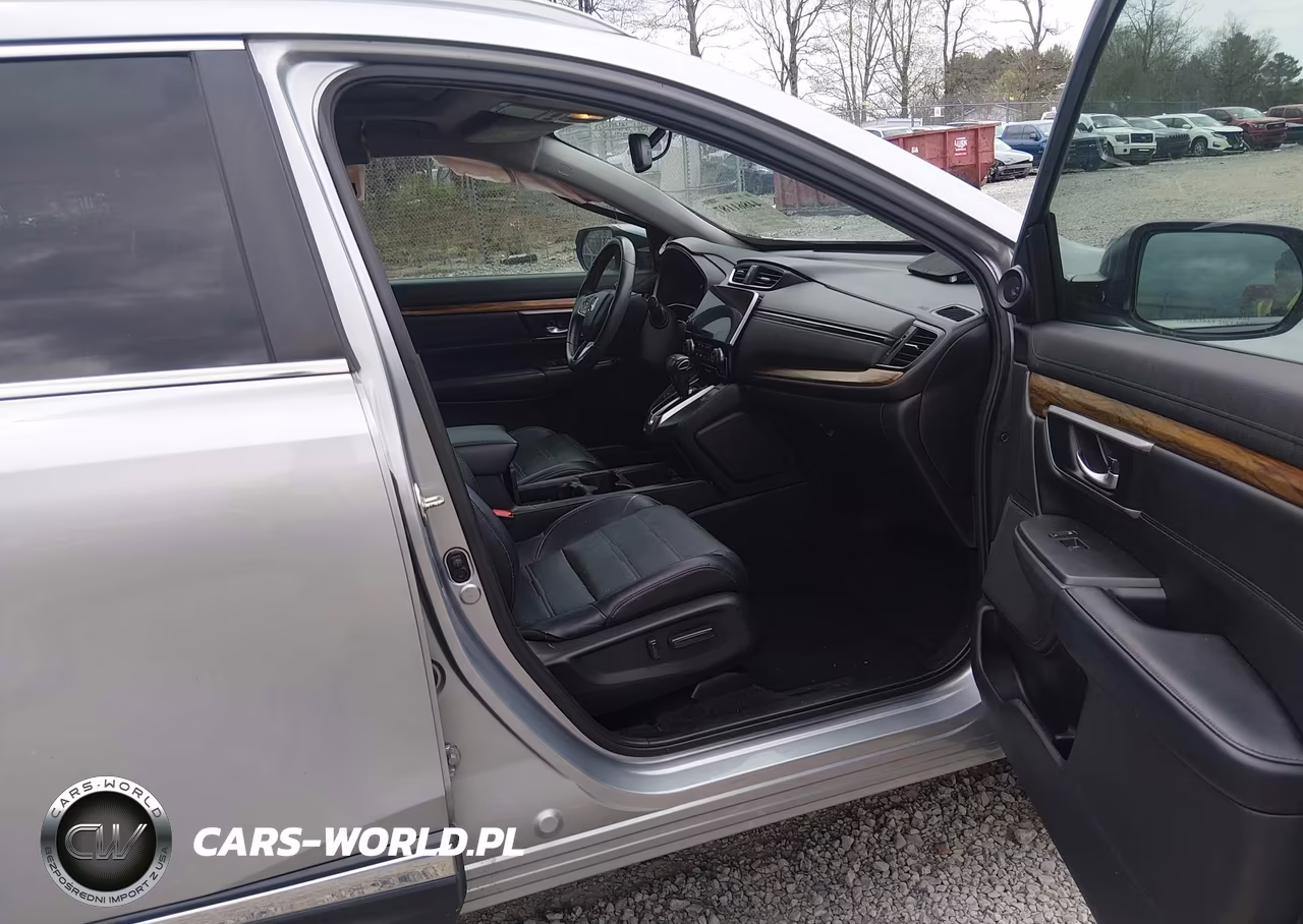 2018 Honda Cr-V Touring VIN:7FARW2H92JE065119 - 5