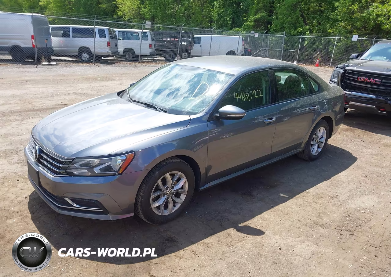 2018 Volkswagen Passat 2.0T R-Line-2.0T S VIN:1VWAA7A33JC051475 - 2