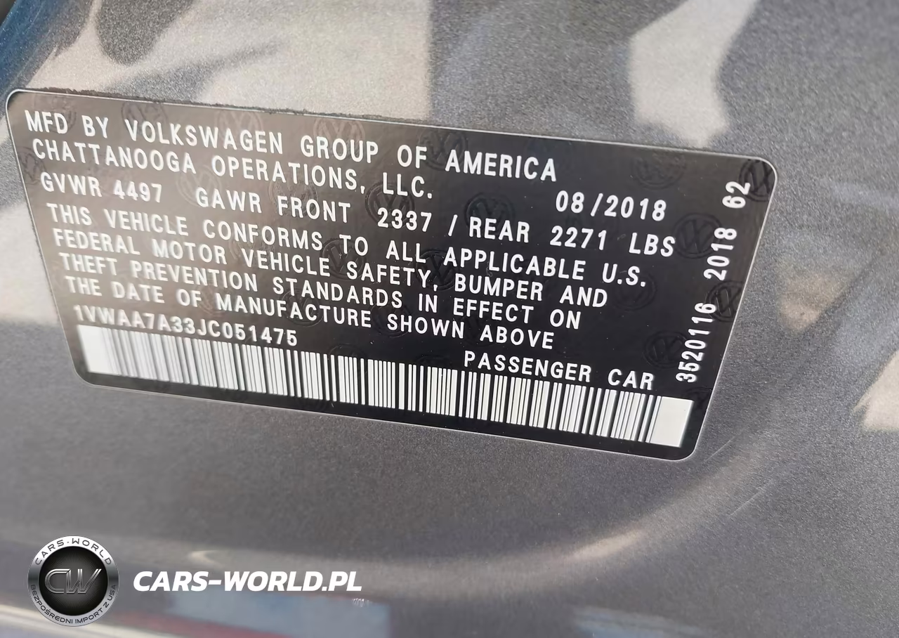 2018 Volkswagen Passat 2.0T R-Line-2.0T S VIN:1VWAA7A33JC051475 - 9