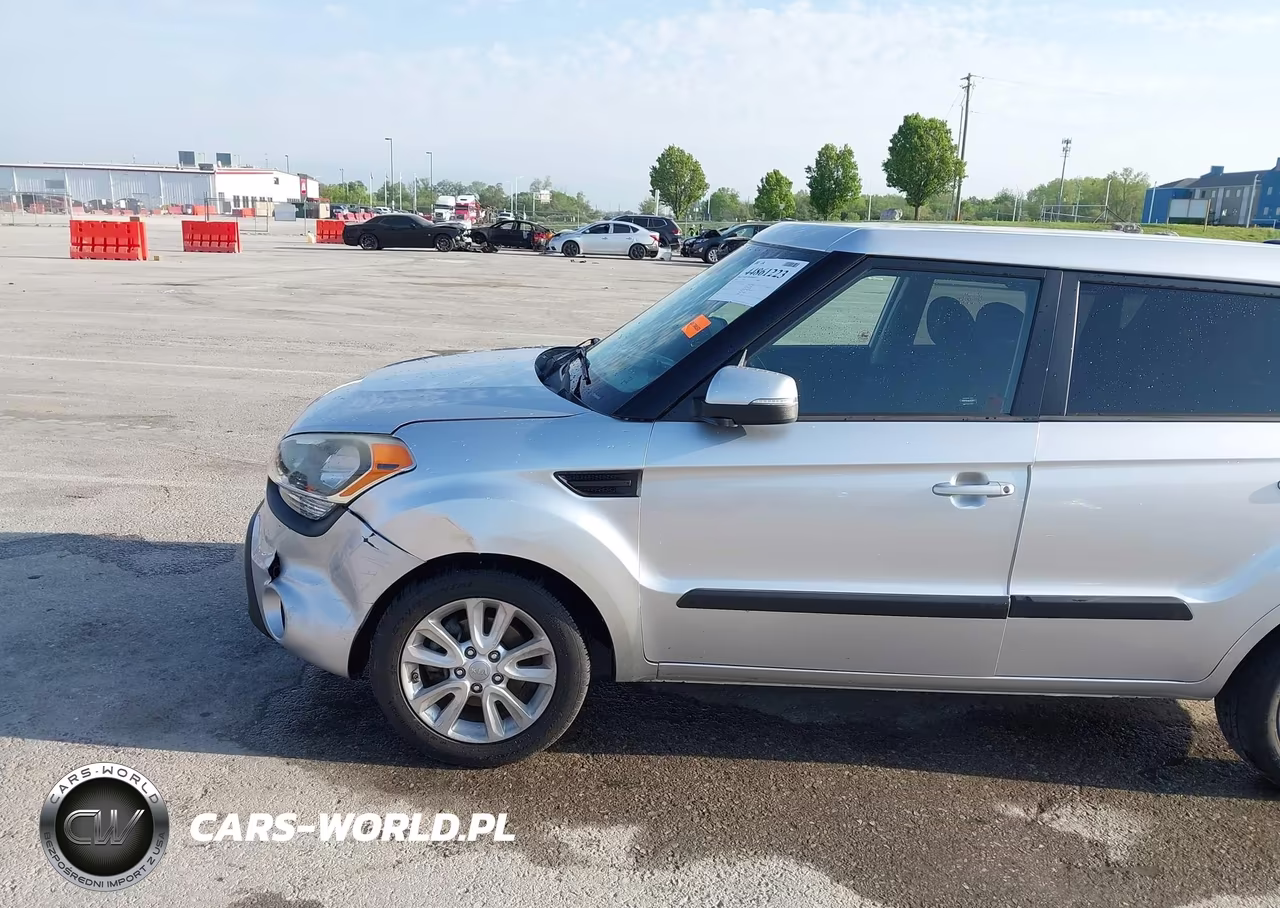 2012 Kia Soul + VIN:KNDJT2A67C7401356 - 6