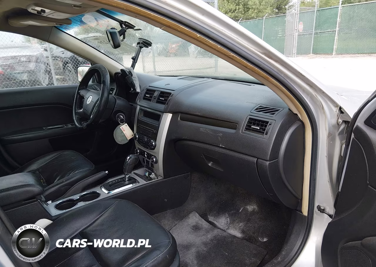 2010 Mercury Milan Premier VIN:3MEHM0JA3AR628407 - 5